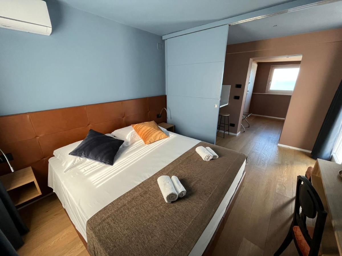 La Finestra Sul Mare Apartment Bari Ngoại thất bức ảnh