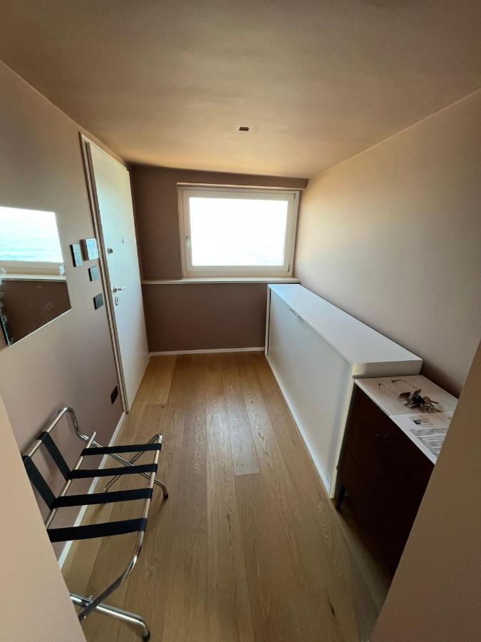 La Finestra Sul Mare Apartment Bari Ngoại thất bức ảnh